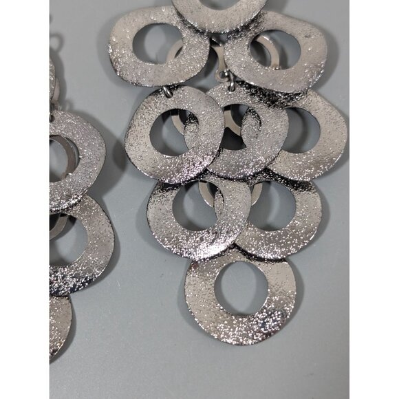 Gunmetal Gray Textured Round Disc Charm Chandelier Long Earrings Pierced MOD - Picture 4 of 8